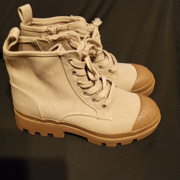 New Women's Teagan Lace-Up Sneaker Boots - Universal Thread™ Light Brown - Picture 2 of 5